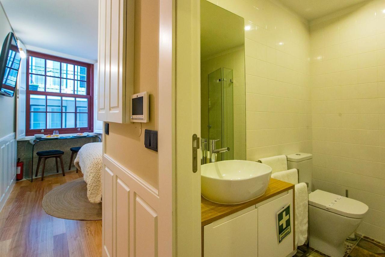 Charming Studio In Historic Downtown Porto Buitenkant foto