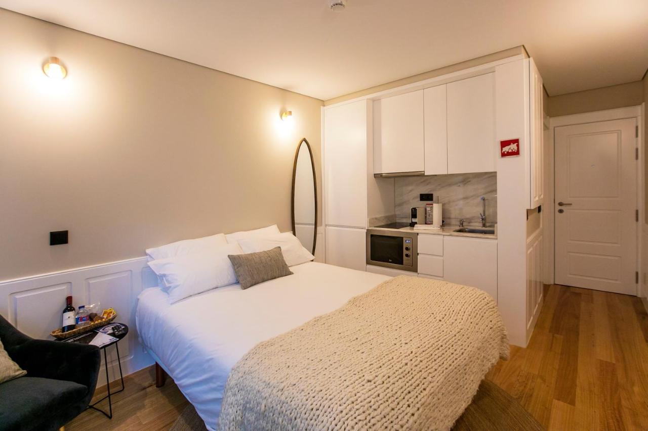 Charming Studio In Historic Downtown Porto Buitenkant foto