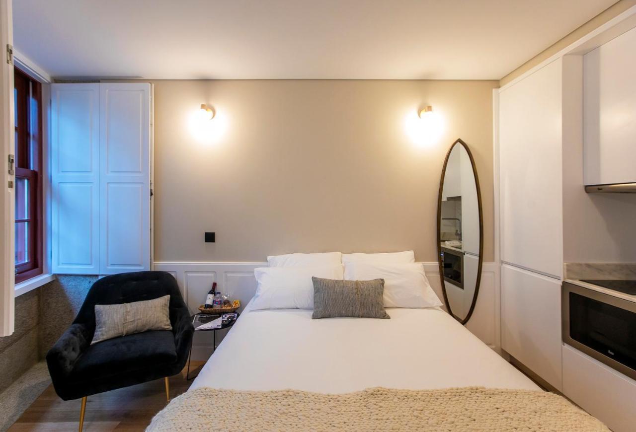 Charming Studio In Historic Downtown Porto Buitenkant foto