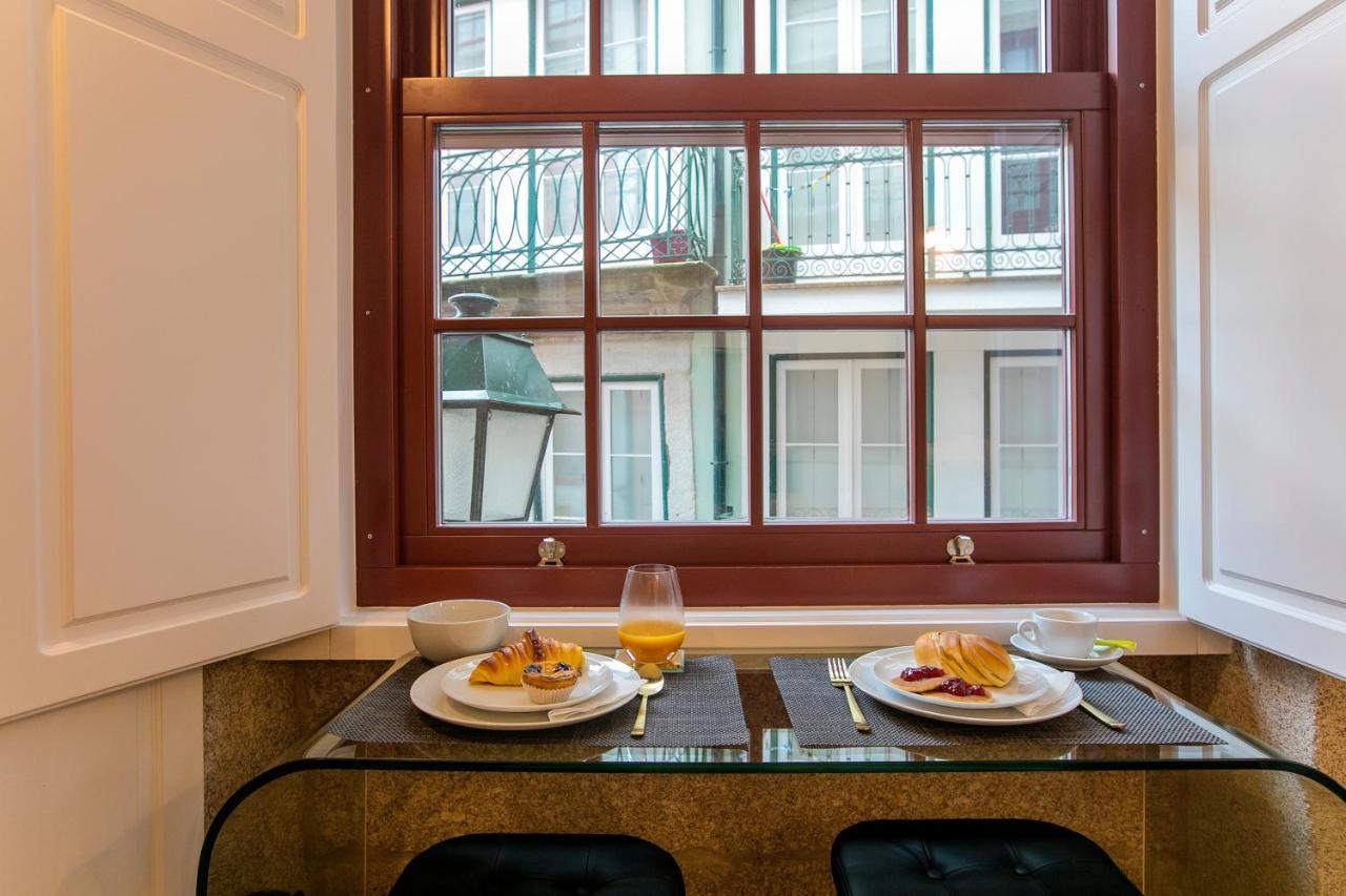Charming Studio In Historic Downtown Porto Buitenkant foto