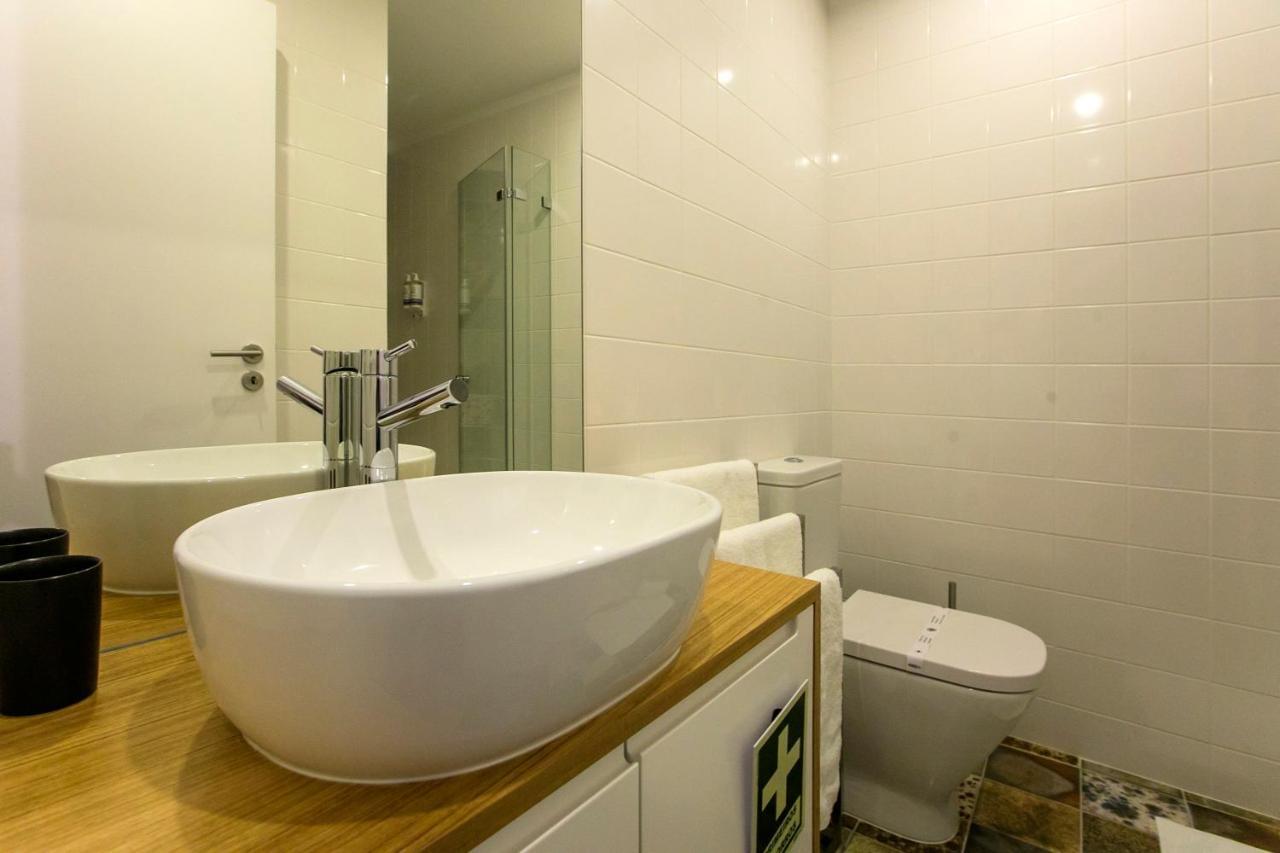 Charming Studio In Historic Downtown Porto Buitenkant foto