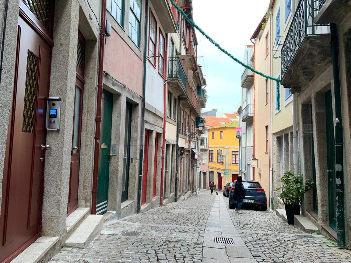 Charming Studio In Historic Downtown Porto Buitenkant foto